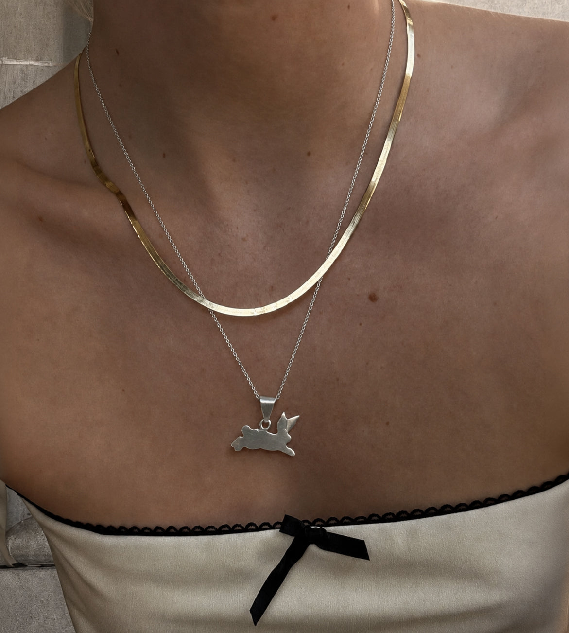 Collar Bunny